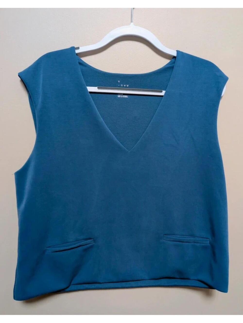 A New Day Blue V-Neck Vest Top – Sleeveless Layering Shell – Size Large